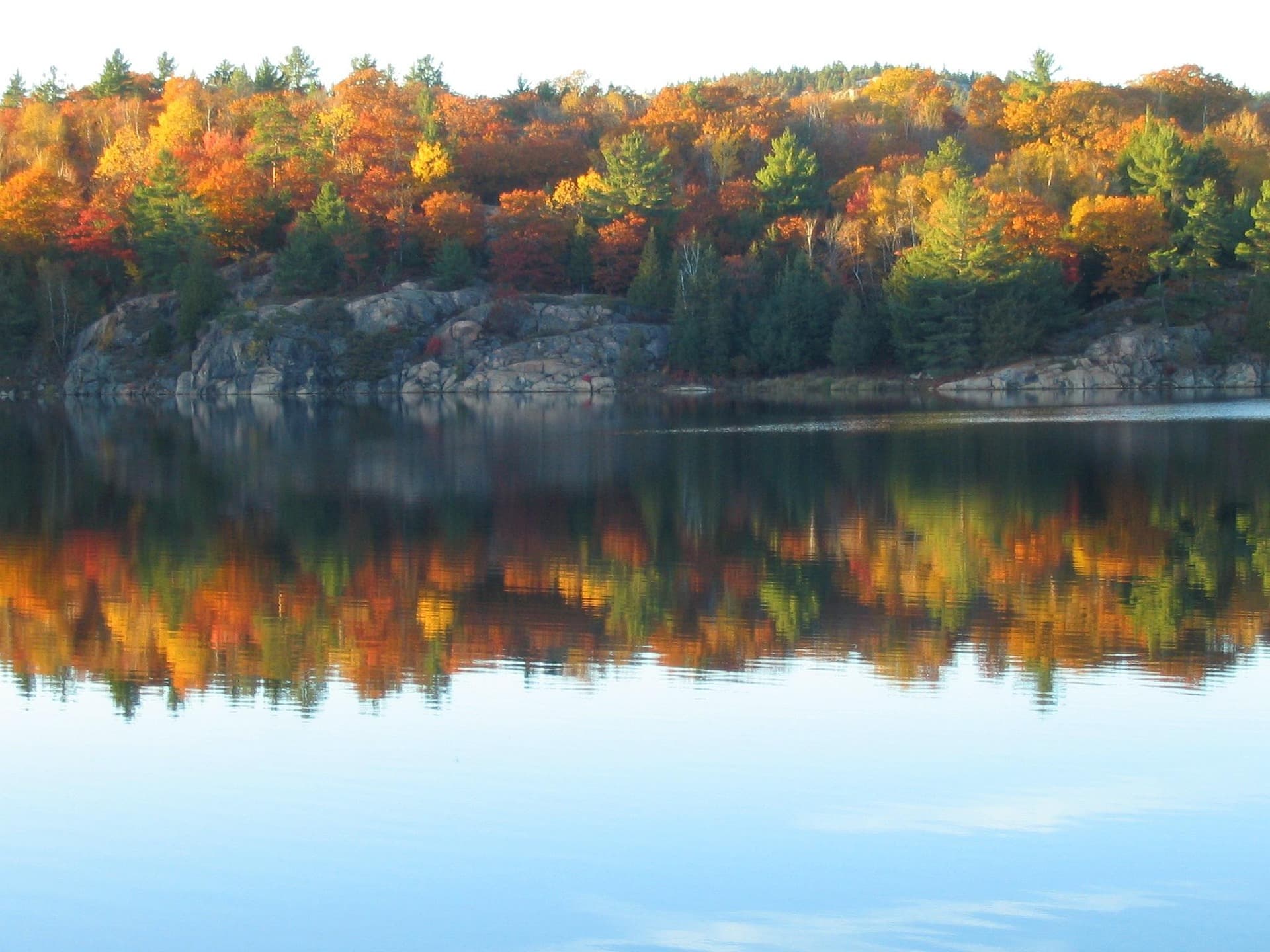 Killarney Provincial Park in autumn